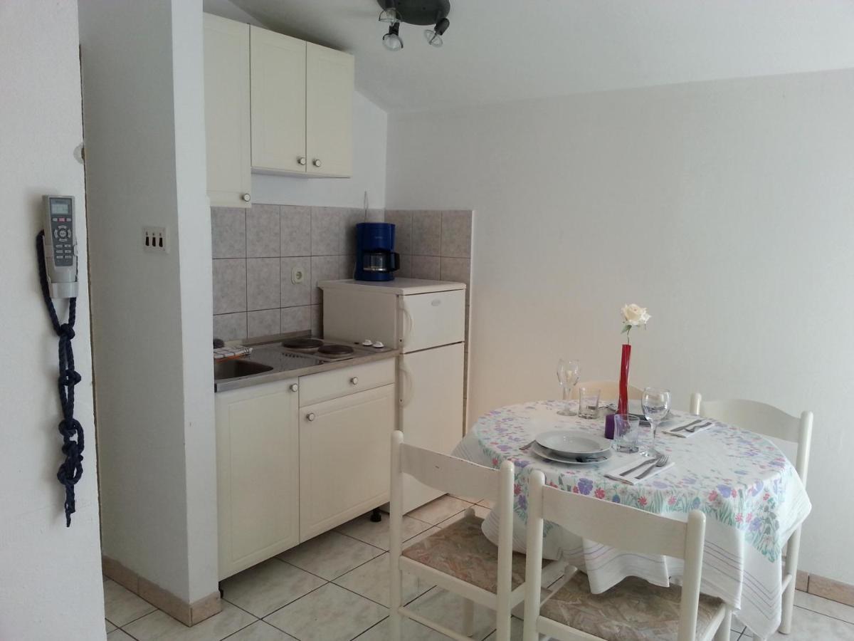 Apartmani Elena مالينسكا المظهر الخارجي الصورة